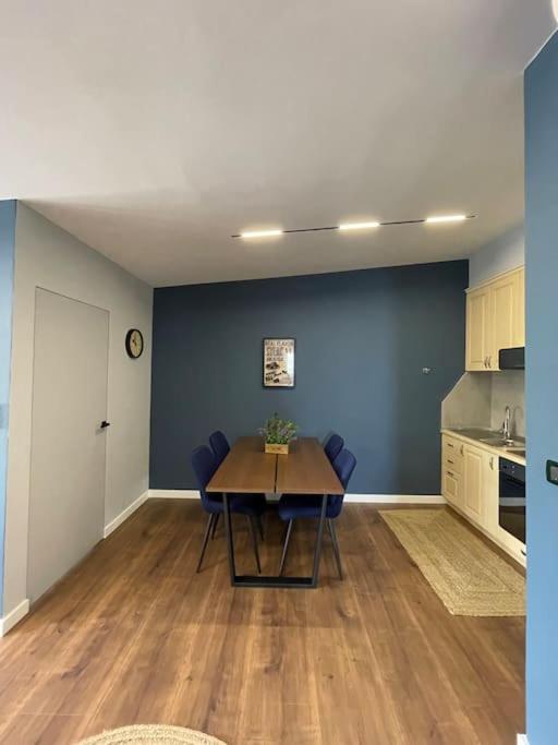 Apartament Voyage Penthouse Tirana Zewnętrze zdjęcie