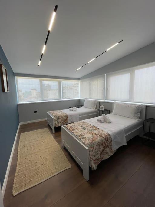Apartament Voyage Penthouse Tirana Zewnętrze zdjęcie