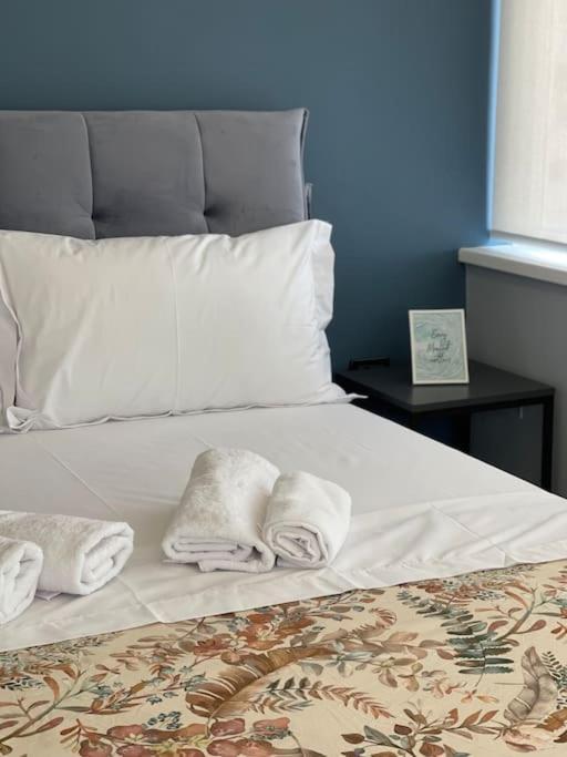 Apartament Voyage Penthouse Tirana Zewnętrze zdjęcie